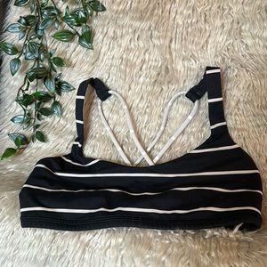 Lululemon free to be bra 4 stripes
